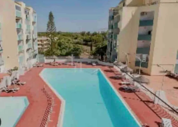 Spacious 1 Bed In Vilamoura, Fast Wifi & Pool