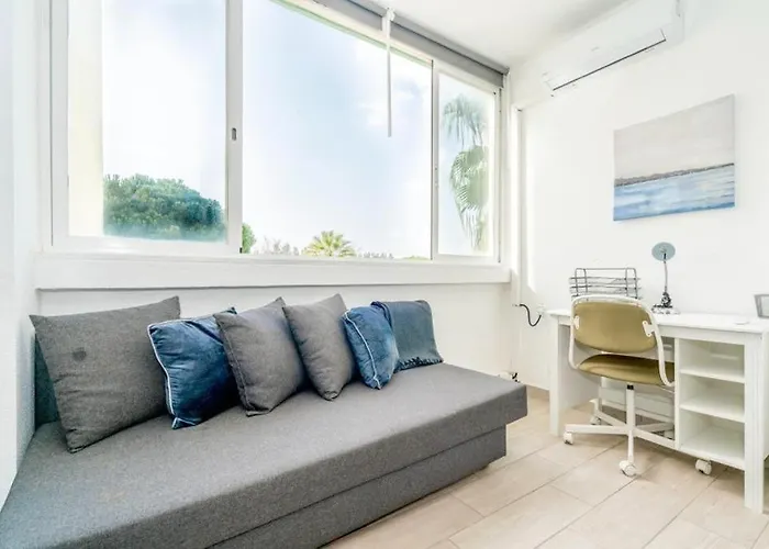 Spacious 1 Bed In Vilamoura, Fast Wifi & Pool Apartament