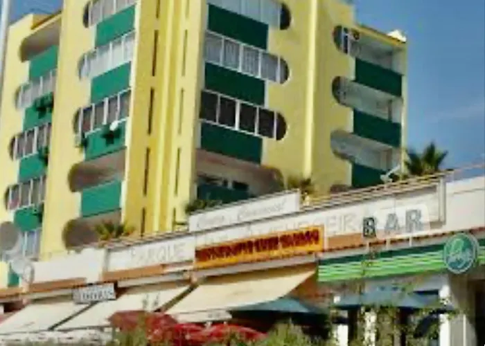 Spacious 1 Bed In Vilamoura, Fast Wifi & Pool Apartament *