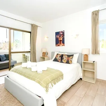 Apartment Bright & Relaxing Retreat Near Vilamoura Marina Quarteira