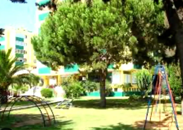 Spacious 1-bedroom With Pool Near Vilamoura Marina