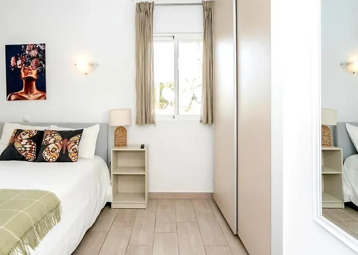 Spacious 1-bedroom With Pool Near Vilamoura Marina